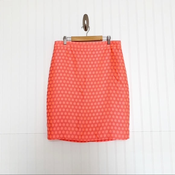 J. Crew Pencil Skirt in Polka Dot Bright Pink - Picture 1 of 4